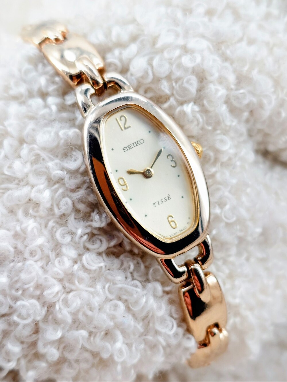Seiko Women’s Watch Tissé Quartz 2E20-7110 Champagne Tonneau 20mm New Battery